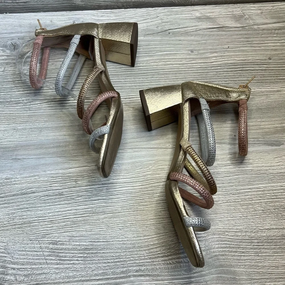 Steve Madden kids Jlucyy strappy metals chunky heel sandal kids 6 woman’s 7.5